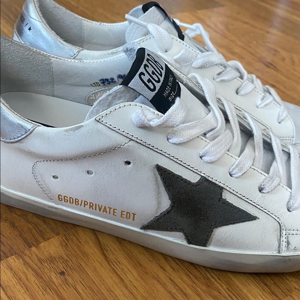 BNWT Golden Goose Superstar Sneakers white/olive green/silver - Picture 3 of 16